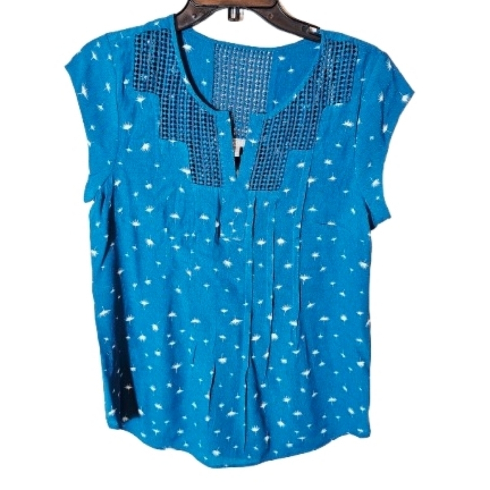 Daniel Rainn Blue Women's Top with White Floral Pattern Size Small Petite NWT